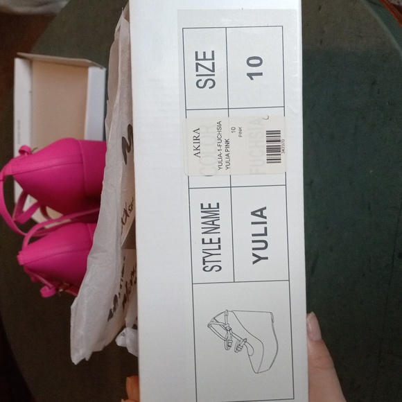 SOLDOUT & NEW, Fuchsia platform wedge Mixx Shuz heels, size 10.5 - Picture 6 of 9